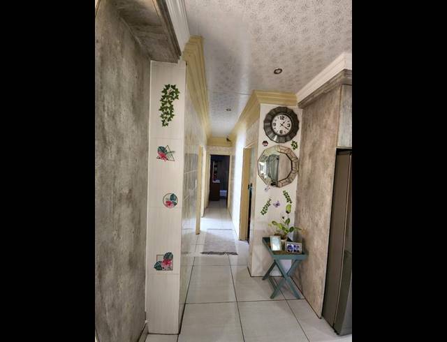 3 BEDROOM HOUSE FOR SALE IN THE ORCHARDS